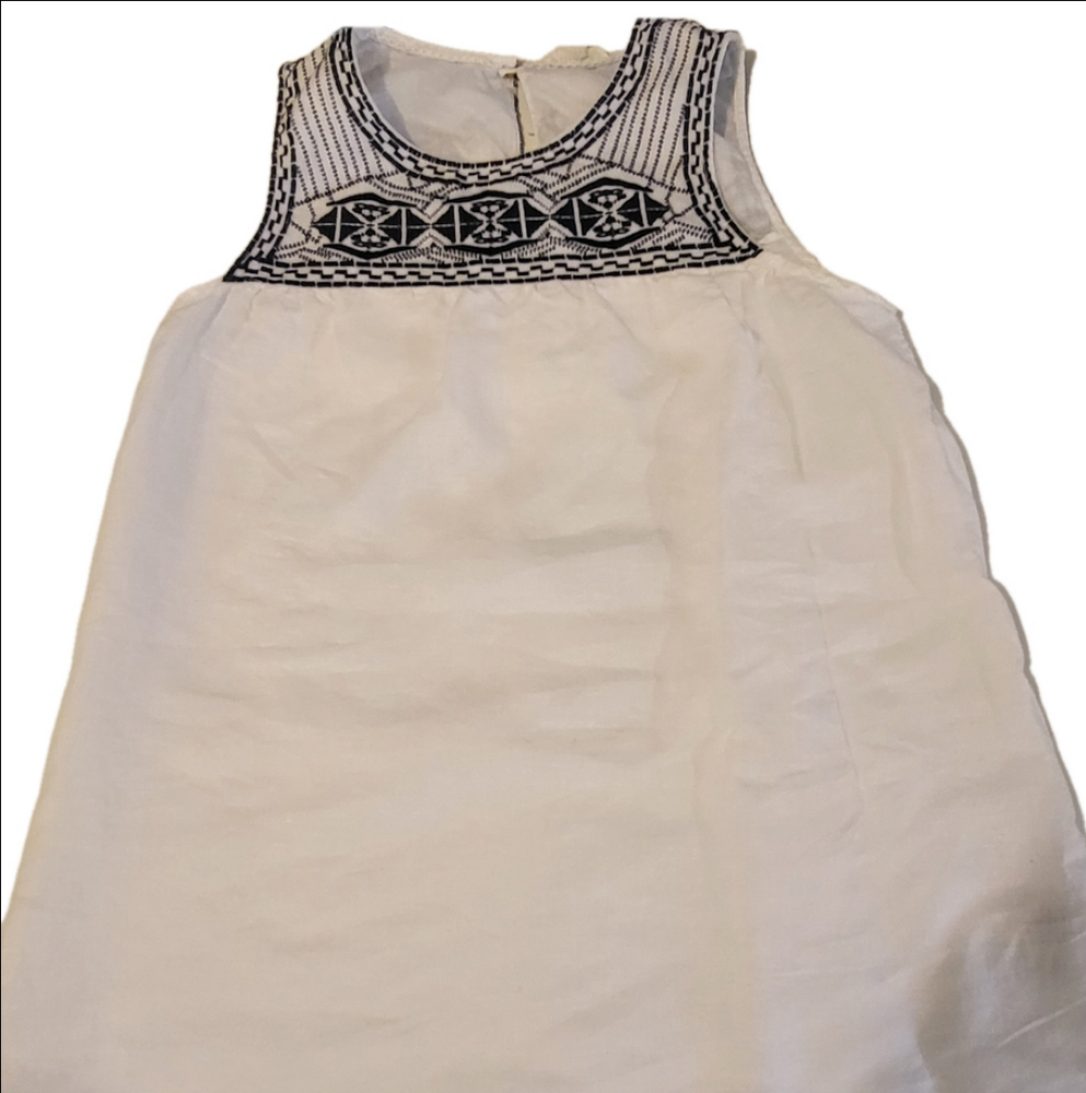 Embellished White and Black Tank Top with Intricate Design 100% Linen - Picture 4 of 10